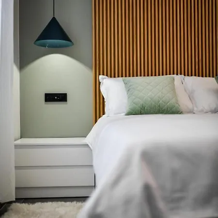 Maris By Belmont Realty דירה *