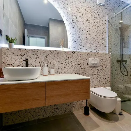 Maris By Belmont Realty דירה *