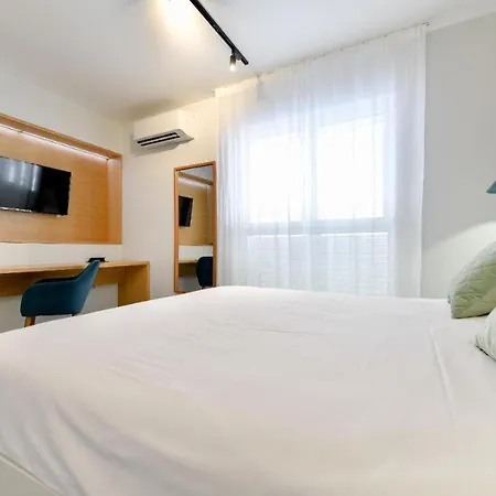 Maris By Belmont Realty