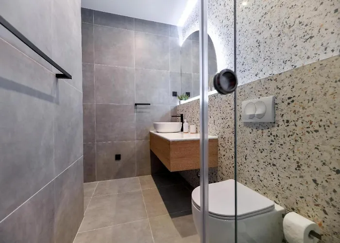 Maris By Belmont Realty * ザダル